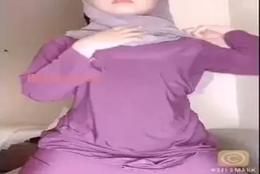 Ukhti Babyrina Saat Bersantai Di Kamar